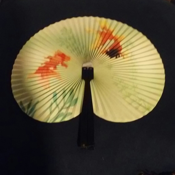 Made in. The Peoples Republic of China Other - Goldfish Paper Fan